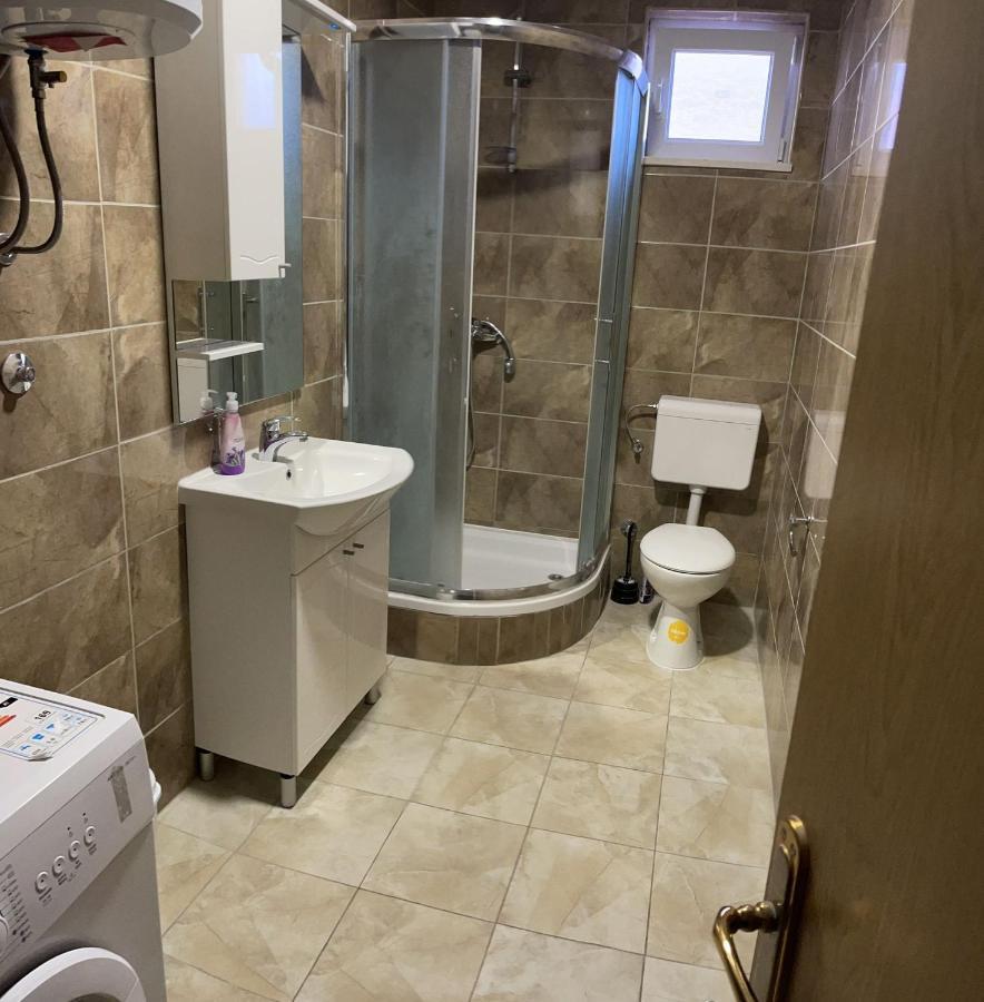 Apartmani Zuti Неум Екстериор снимка