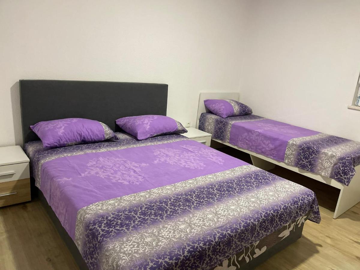 Apartmani Zuti Неум Екстериор снимка