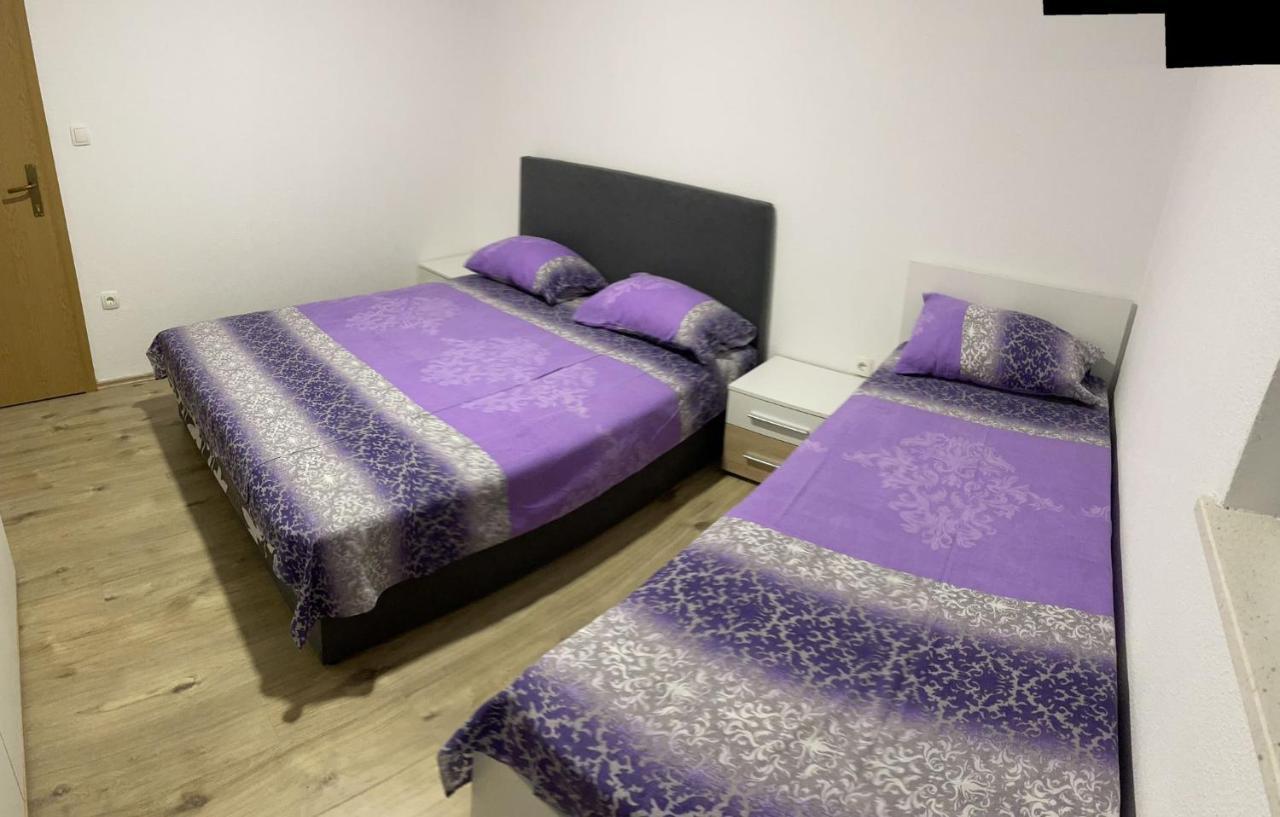 Apartmani Zuti Неум Екстериор снимка