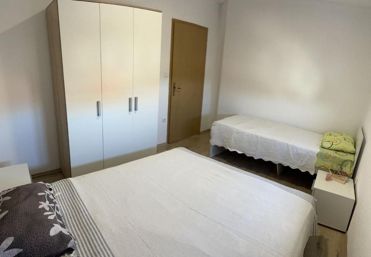 Apartmani Zuti Неум Екстериор снимка