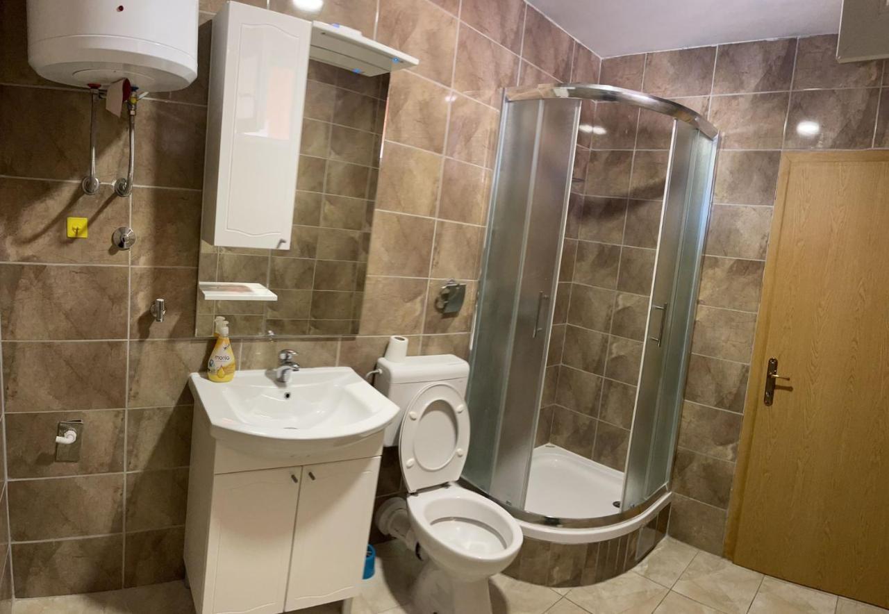 Apartmani Zuti Неум Екстериор снимка