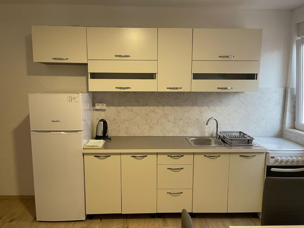 Apartmani Zuti Неум Екстериор снимка