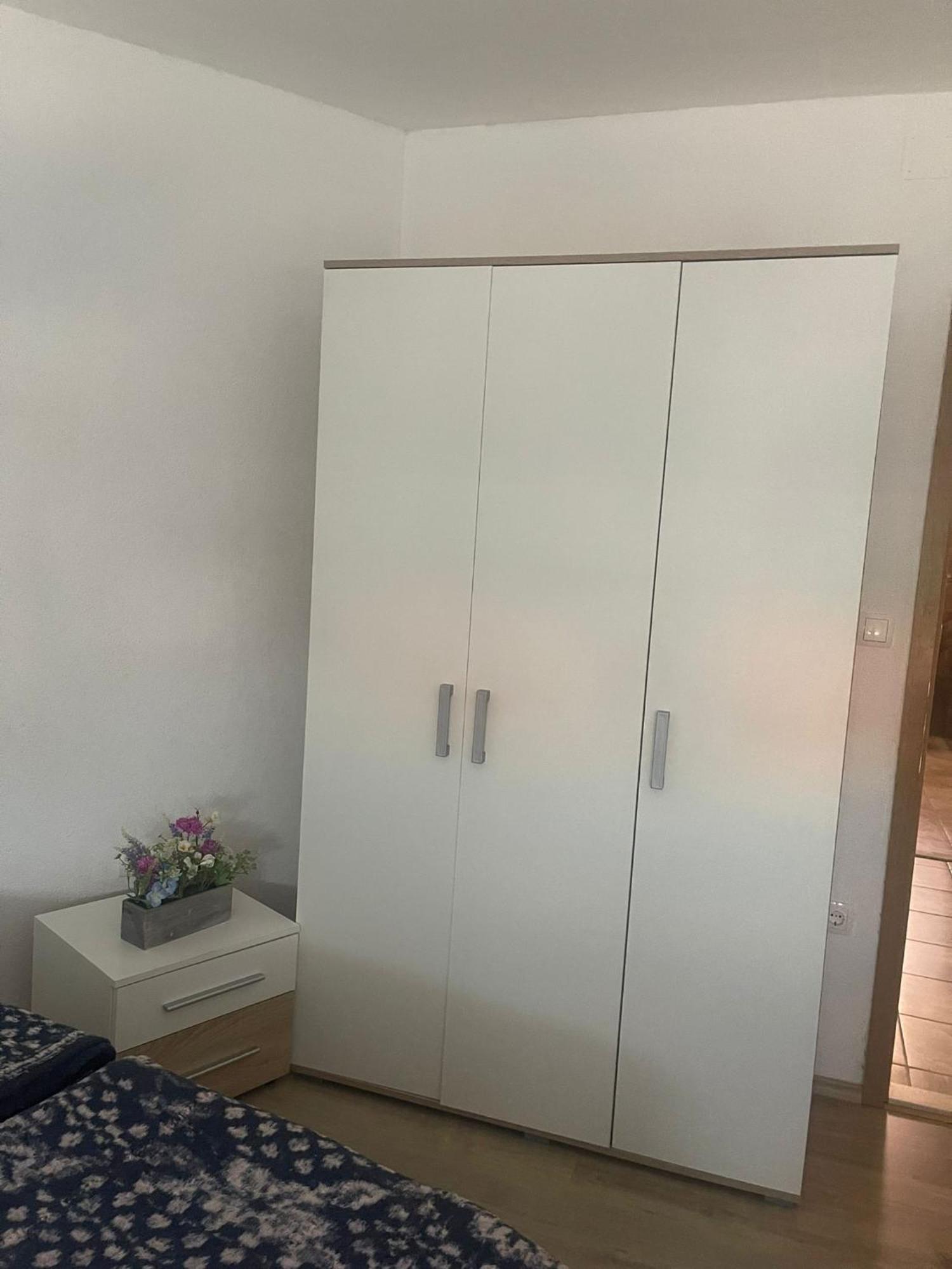Apartmani Zuti Неум Екстериор снимка