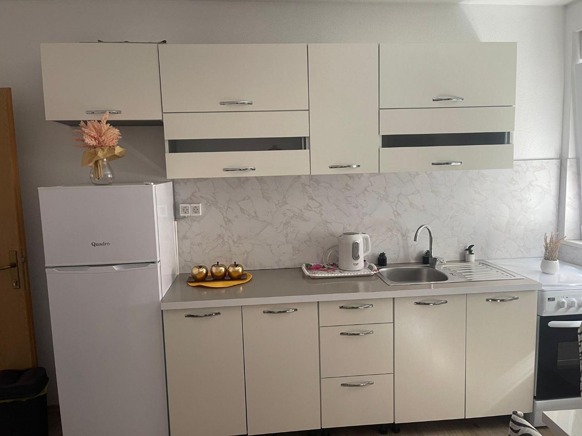 Apartmani Zuti Неум Стая снимка